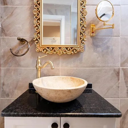 מלון Begonville Corner