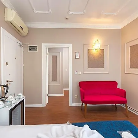Hotel Begonville Corner *