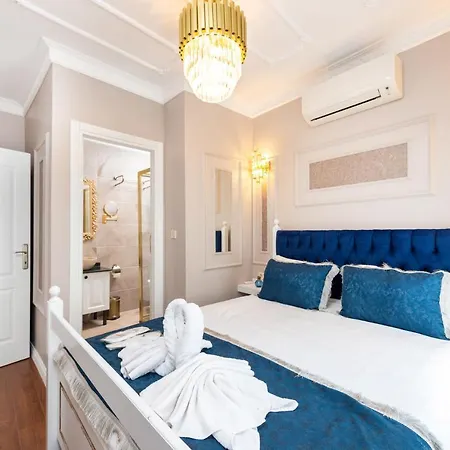 Begonville Corner Hotel *