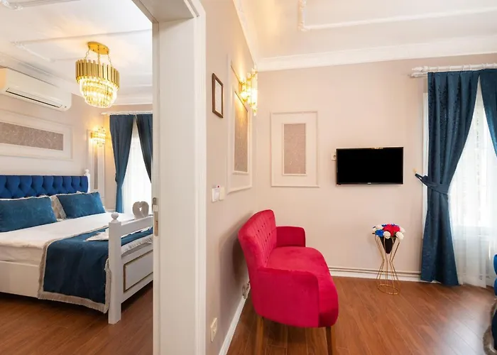 Begonville Corner Hotel *