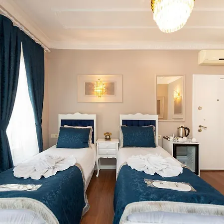 Hotel Begonville Corner