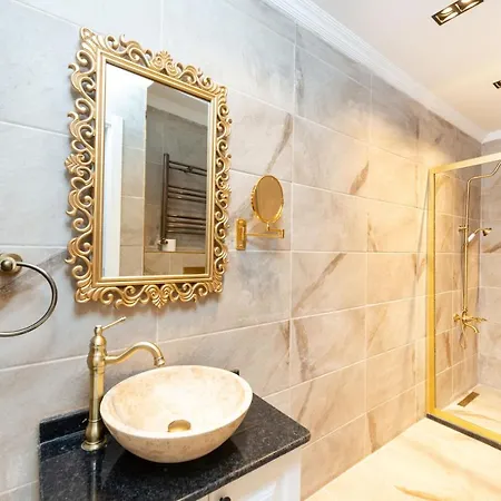 Hotel Begonville Corner